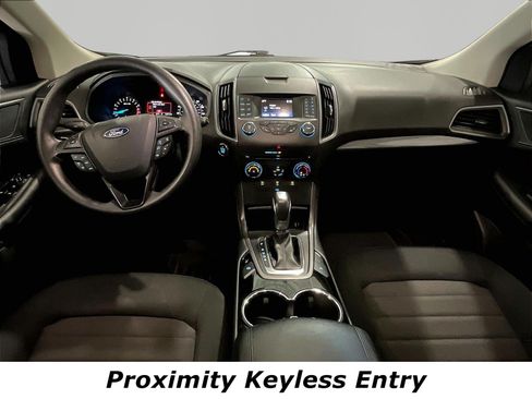 Used 2018 Ford Edge SE FWD image 7