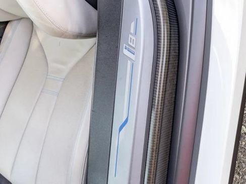 Used 2014 BMW i8 AWD/4WD image 31