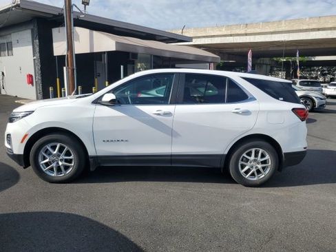 Used 2023 Chevrolet Equinox LT w/ LPO, Floor Liner Package AWD/4WD image 2