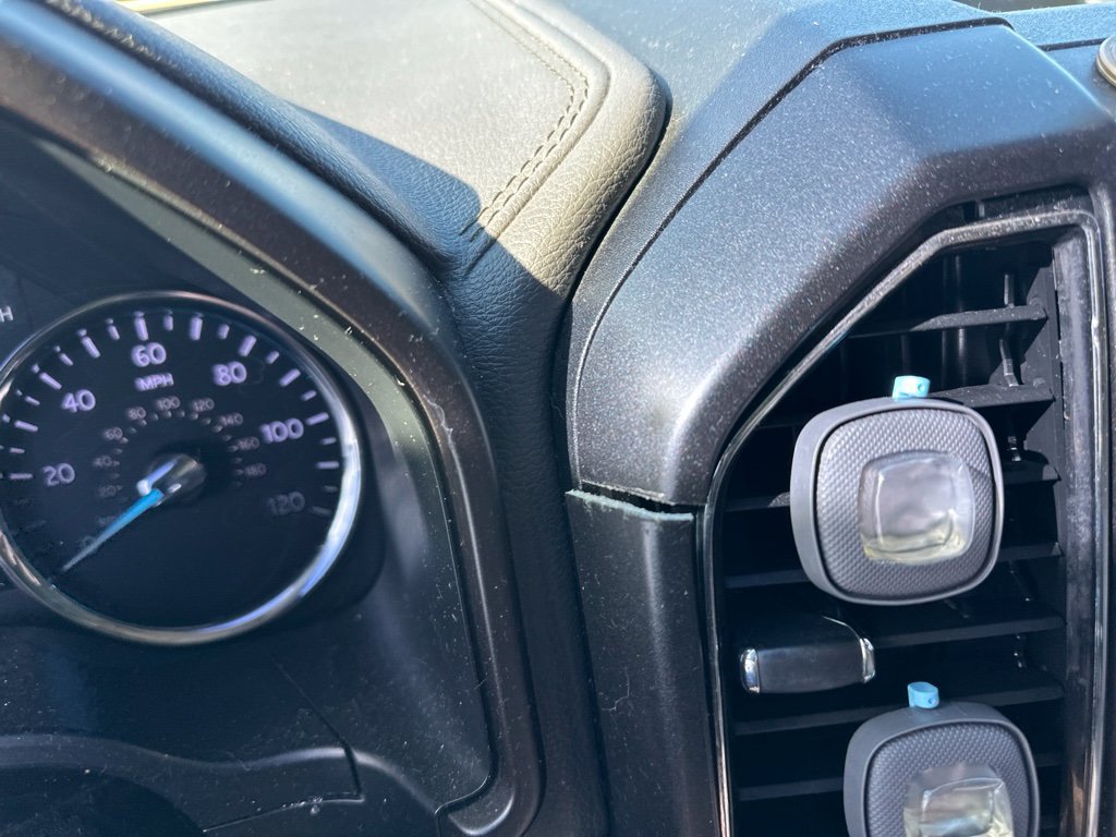 Used 2019 Ford Expedition Limited RWD image 19