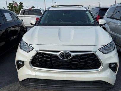 Used 2020 Toyota Highlander XLE