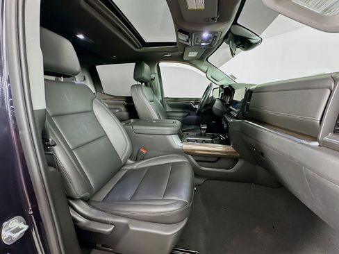 Used 2022 Chevrolet Silverado 1500 LT Trail Boss w/ Convenience Package II image 31