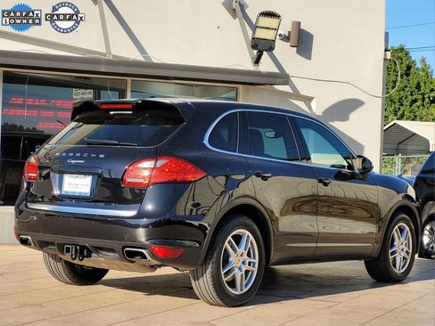 Used 2012 Porsche Cayenne image 4