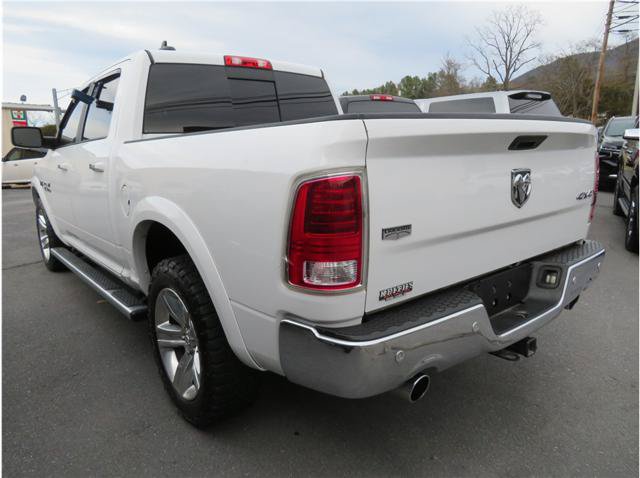 Used 2017 RAM 1500 Laramie AWD/4WD image 16