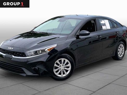Certified 2023 Kia Forte LX FWD image 1