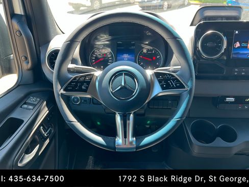 Used 2026 Mercedes-Benz Sprinter 2500 image 12