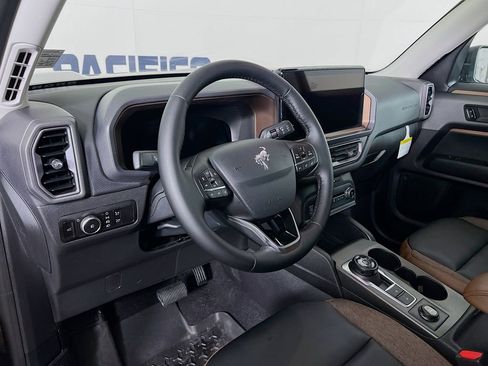 Used 2025 Ford Bronco Sport Outer Banks image 12