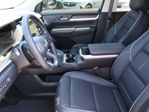 Certified 2026 GMC Terrain Denali AWD/4WD image 23