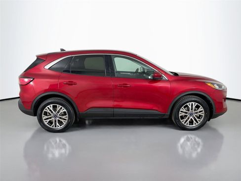 Used 2022 Ford Escape SEL w/ Technology Package AWD/4WD image 17