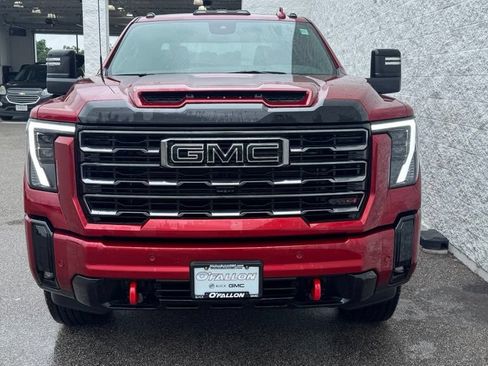 Used 2025 GMC Sierra 2500 AT4 AWD/4WD image 11