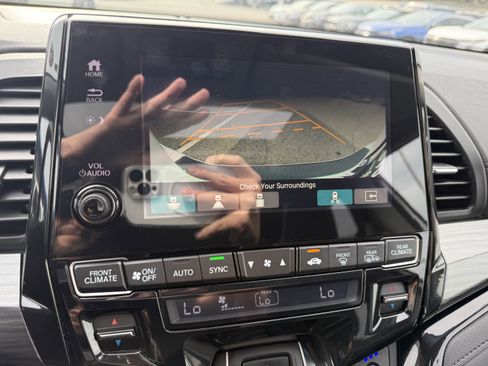 Used 2023 Honda Odyssey Elite image 26