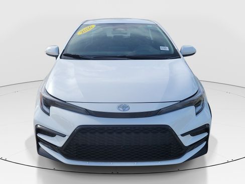 Certified 2026 Toyota Corolla SE FWD image 2