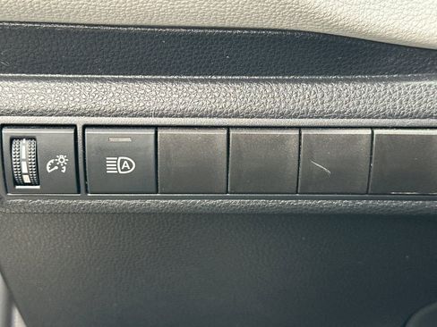 Used 2024 Toyota Corolla SE image 41