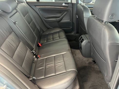 Used 2006 Volkswagen Jetta 2.0T FWD image 36