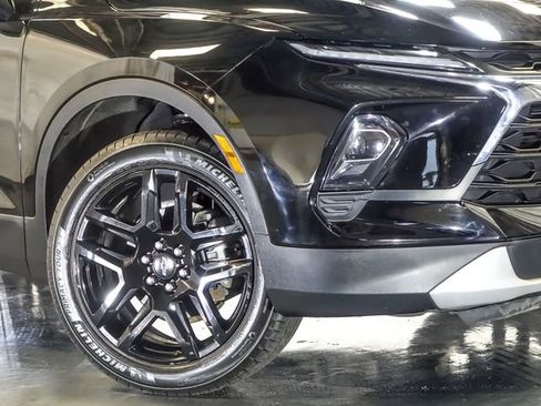Used 2024 Chevrolet Blazer LT w/ Convenience Package image 4