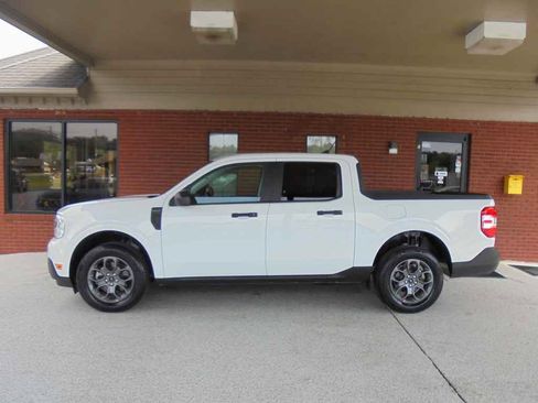 Used 2024 Ford Maverick XLT FWD image 1