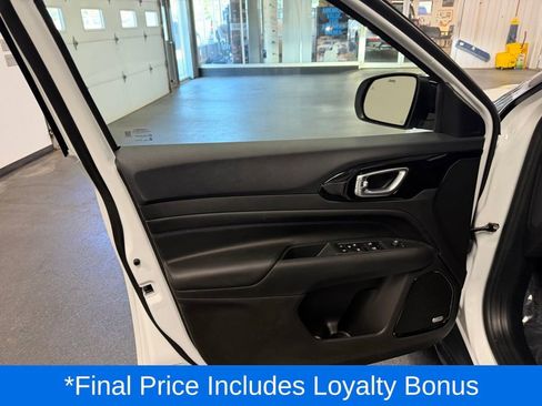 New 2026 Jeep Compass Limited AWD/4WD image 15