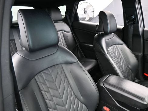 Used 2024 Kia Sportage X-Line w/ X-Line Premium Package AWD/4WD image 45