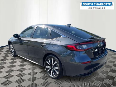 Used 2024 Honda Civic EX-L image 2