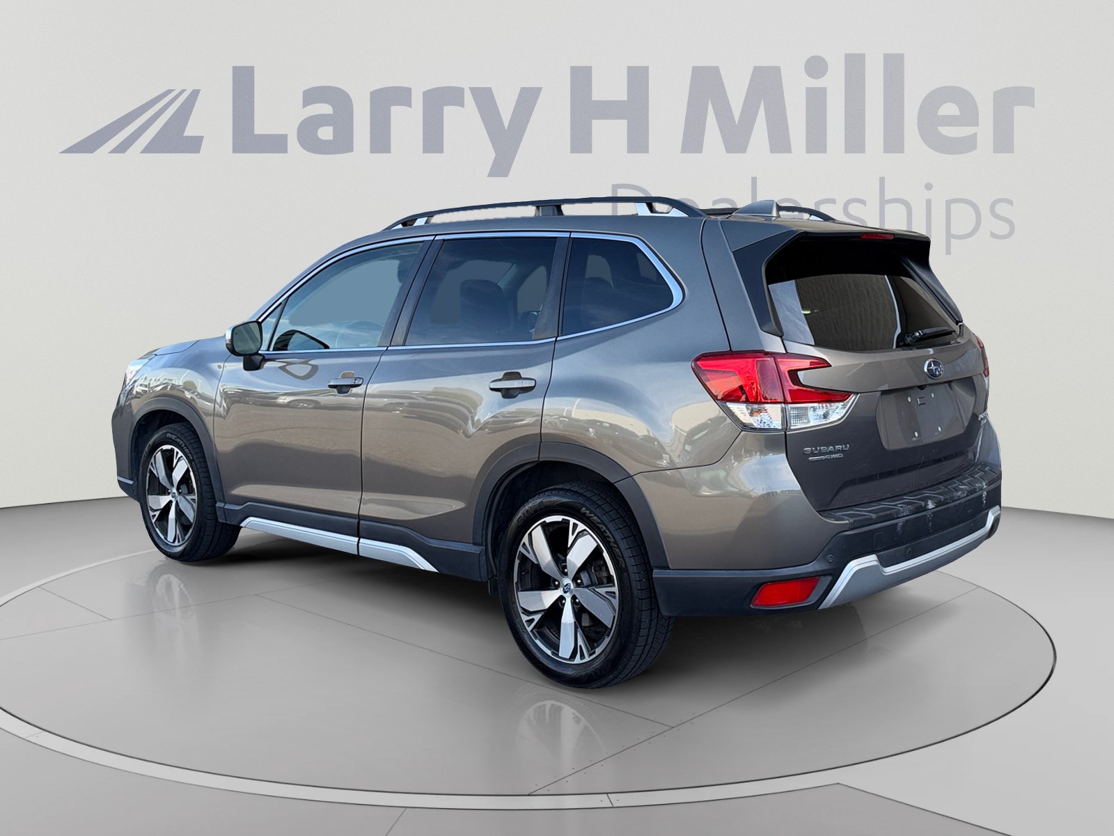 Used 2020 Subaru Forester Touring w/ Popular Package #2 AWD/4WD image 3
