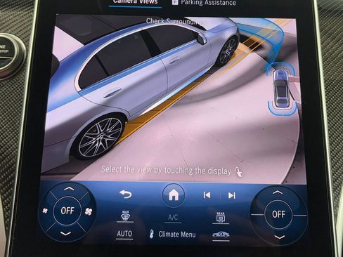 Used 2024 Mercedes-Benz C 43 AMG 4MATIC Sedan image 23