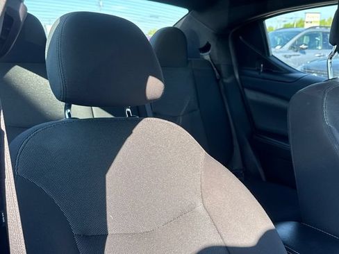 Used 2013 Dodge Avenger SE FWD image 21