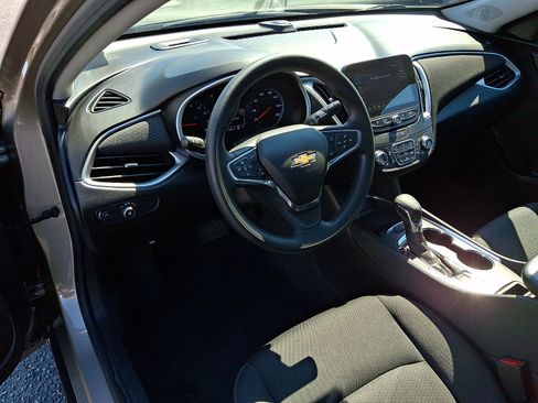 Used 2023 Chevrolet Malibu LT FWD image 26