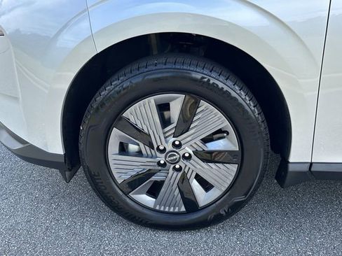 Certified 2025 Nissan Murano SL AWD/4WD image 13