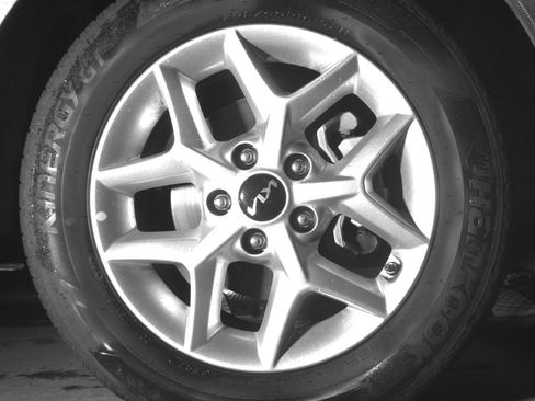 Used 2025 Kia Soul LX w/ LX Technology Package image 13