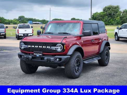 New 2026 Ford Bronco Badlands AWD/4WD image 3