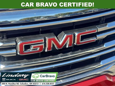 Certified 2023 GMC Acadia SLT image 30