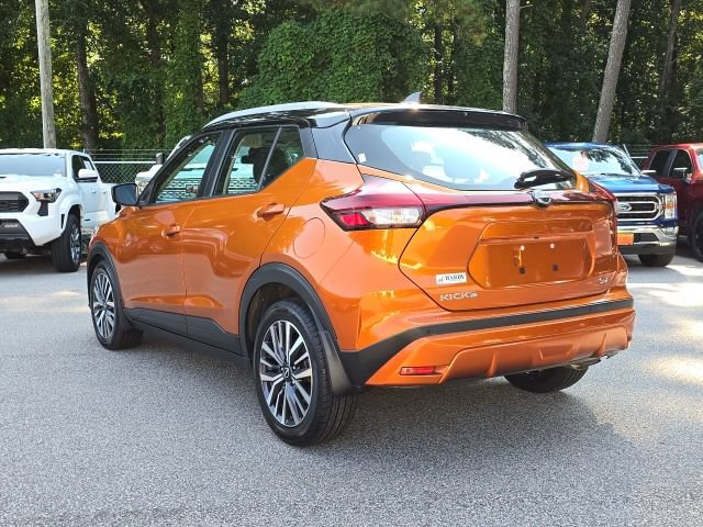 Used 2022 Nissan Kicks SV FWD image 4