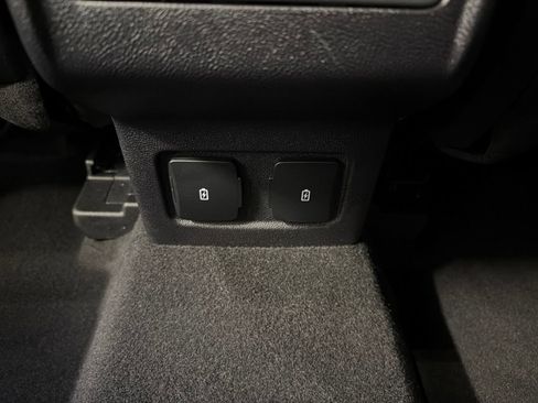 Used 2024 Lincoln Corsair AWD w/ Equipment Group 101A image 33
