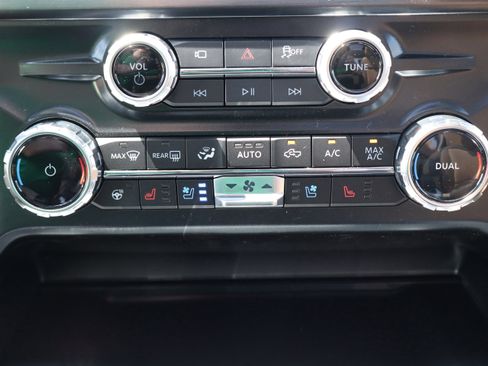 New 2025 Ford F350 Lariat w/ Lariat Ultimate Package image 21