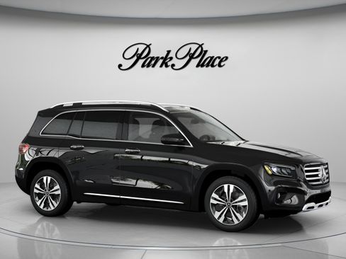 New 2026 Mercedes-Benz GLB 250 image 30