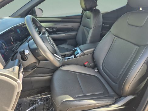 Certified 2025 Hyundai Santa Cruz SEL FWD image 16