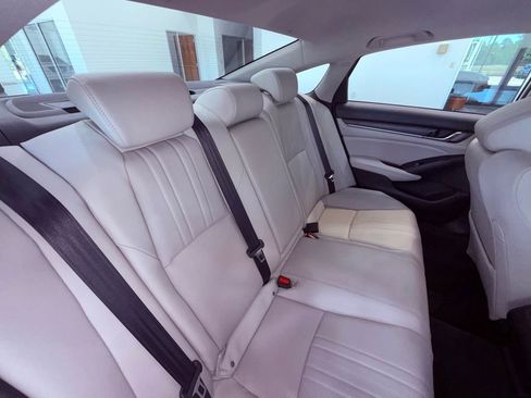 Used 2018 Honda Accord EX-L image 11