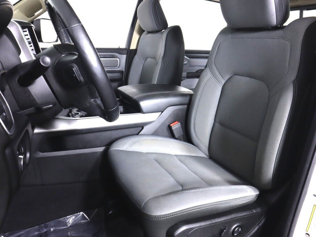 Used 2019 RAM 1500 Big Horn AWD/4WD image 32