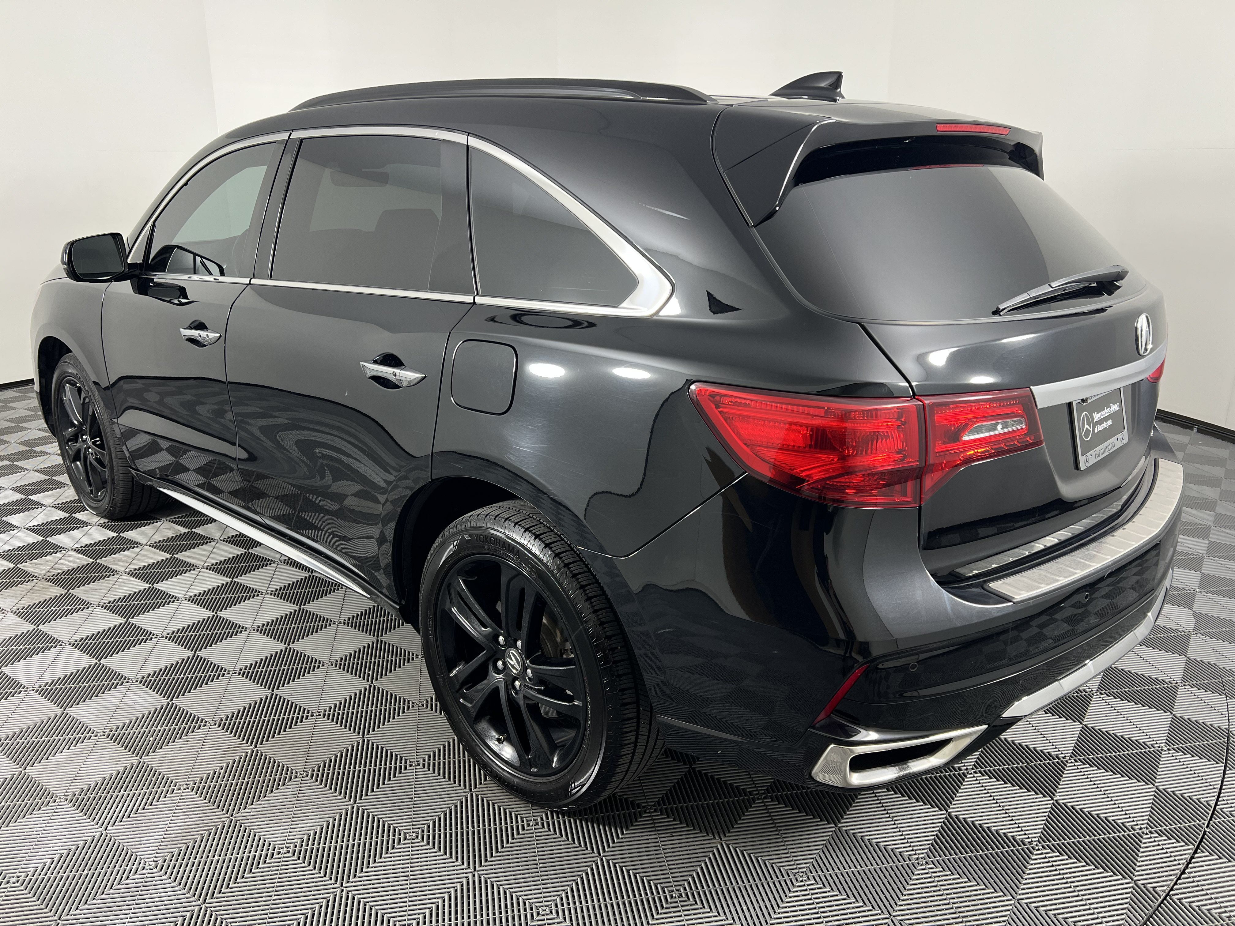 Used 2019 Acura MDX w/ Advance Package AWD/4WD image 10