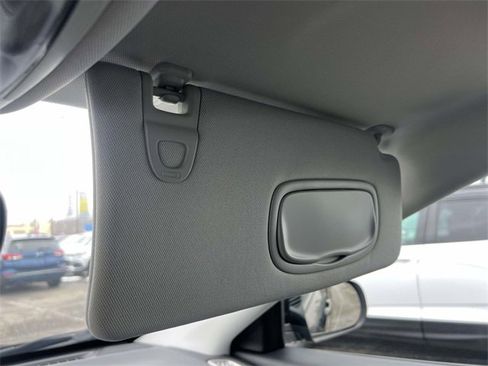 Used 2019 Jeep Compass Latitude image 34