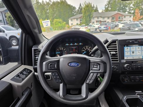 Used 2018 Ford F150 XL w/ Equipment Group 101A Mid AWD/4WD image 13
