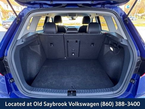 Certified 2024 Volkswagen Taos SE image 18