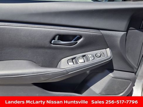 Used 2025 Nissan Sentra S FWD image 20
