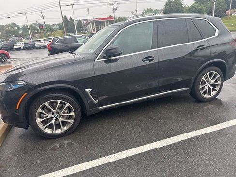 Used 2024 BMW X5 xDrive40i w/ Premium Package AWD/4WD image 5
