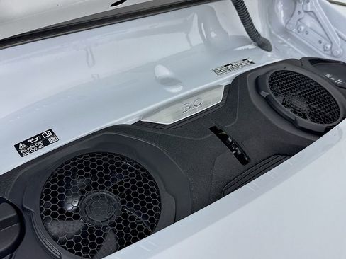 Certified 2025 Porsche 911 Carrera RWD image 25