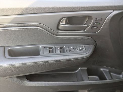 Used 2025 Honda Odyssey Sport-L image 14