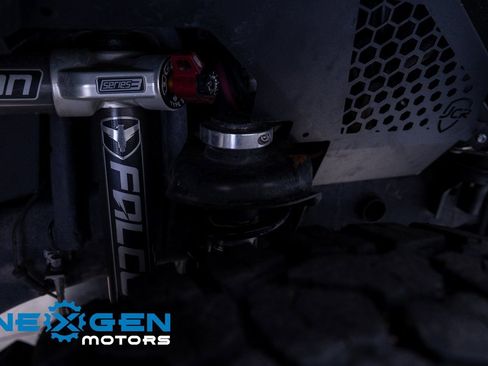 Used 2011 Jeep Wrangler Unlimited Rubicon image 63