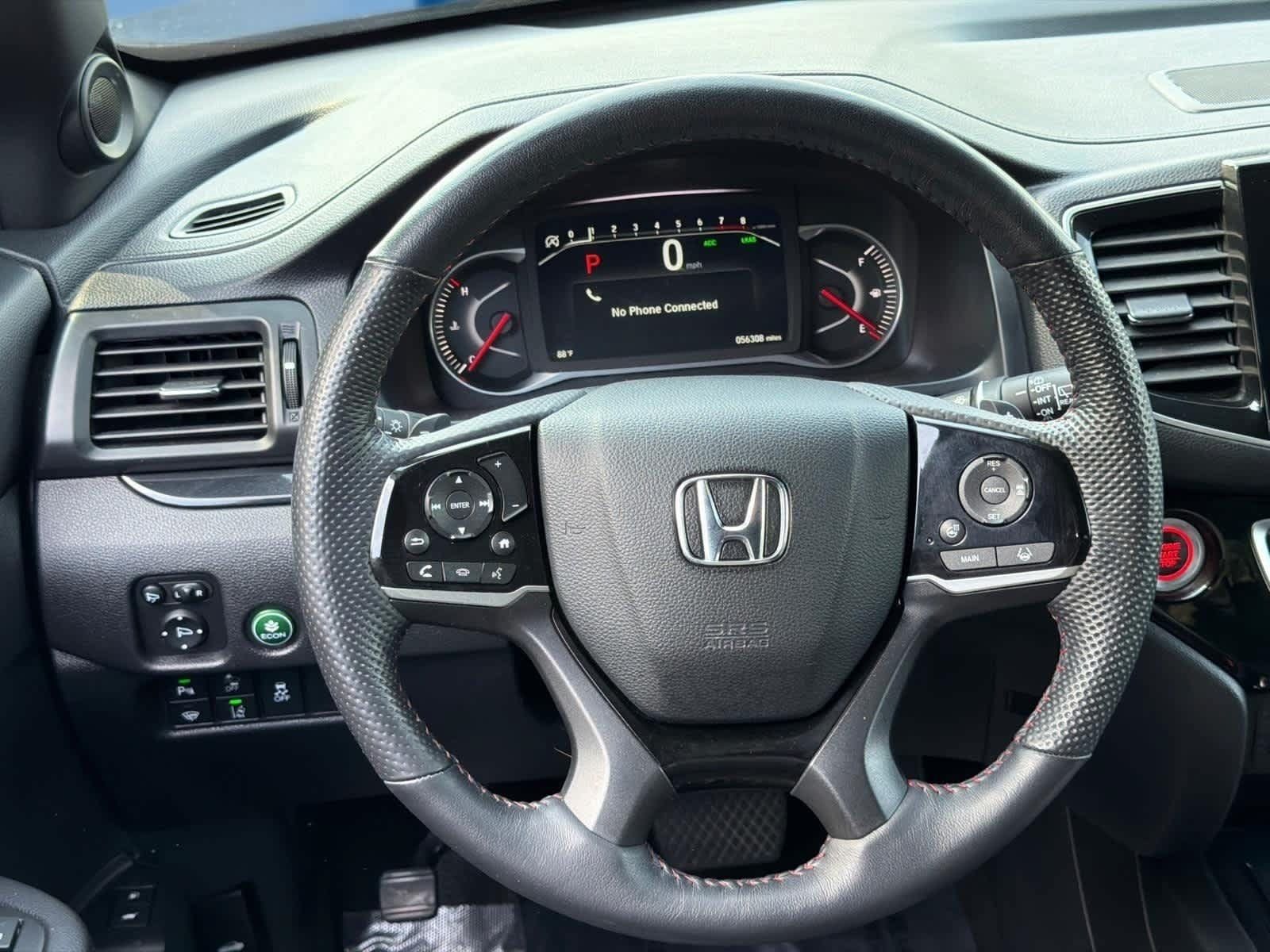 Used 2025 Honda Passport Black Edition image 17
