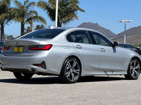 Used 2019 BMW 330i Sedan RWD image 3