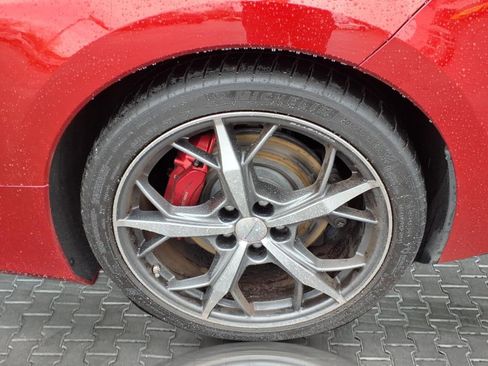 Used 2022 Chevrolet Corvette Stingray Premium Cpe w/ Z51 Performance Package image 12